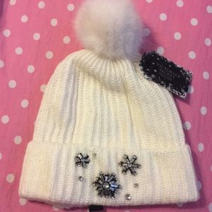 VS white/cream rhinestone winter hat